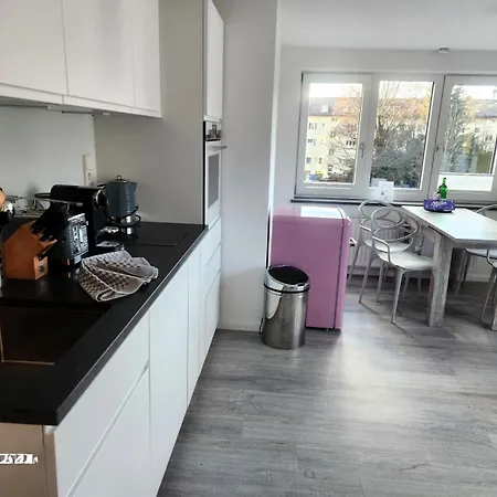 Ludwig - Haus Hochland * Garmisch-Partenkirchen